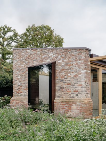 Muttram Veedu by Will Gamble Architects brick extension