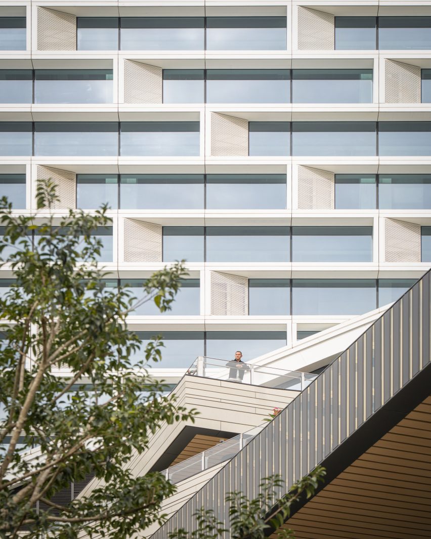 Vivo headquarters by NBBJ