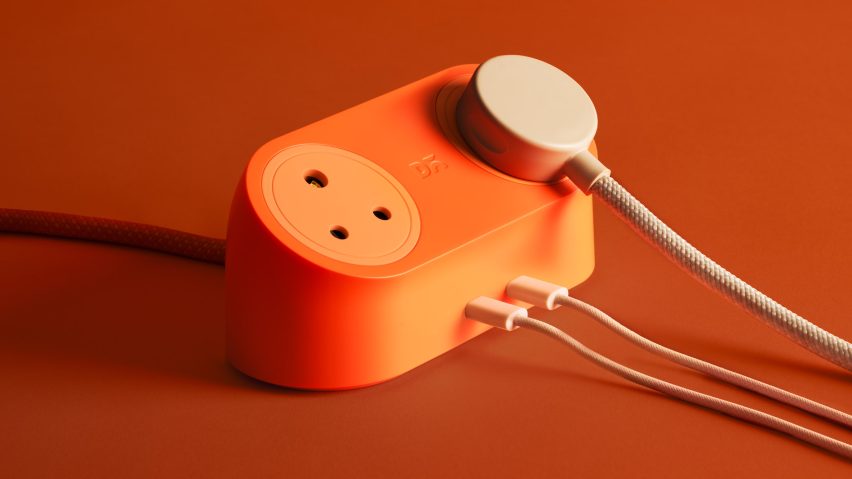 Charging devices by Layer