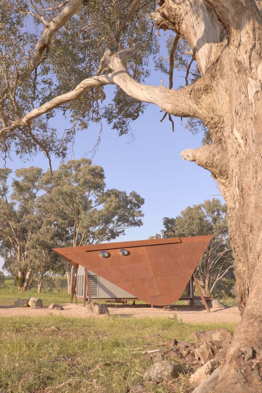 PC3 by Casey Brown Architecture framed by tree