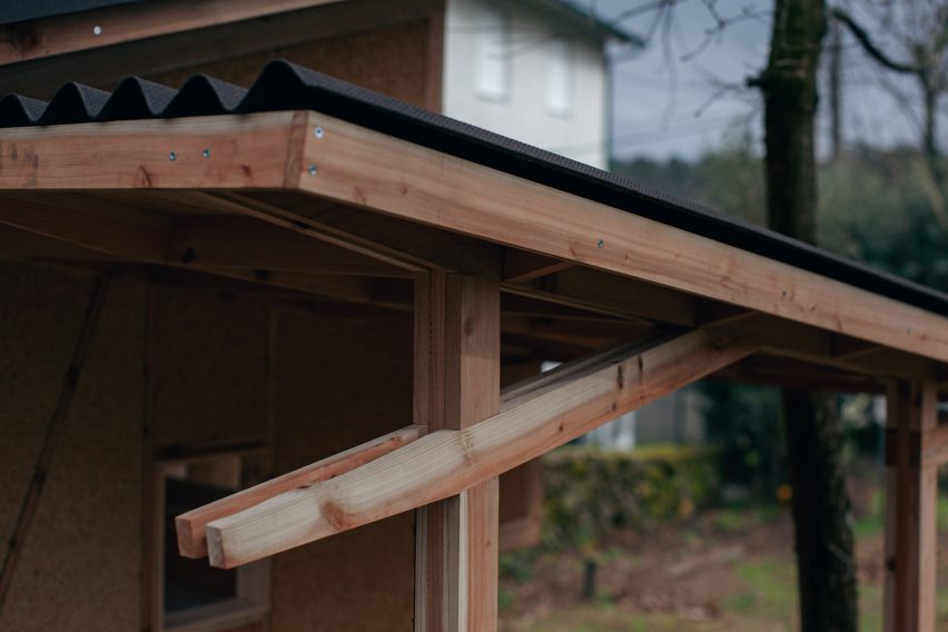 Pestana Chicken Coop by Ricardo Leal