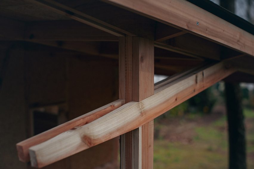 Pestana Chicken Coop by Ricardo Leal