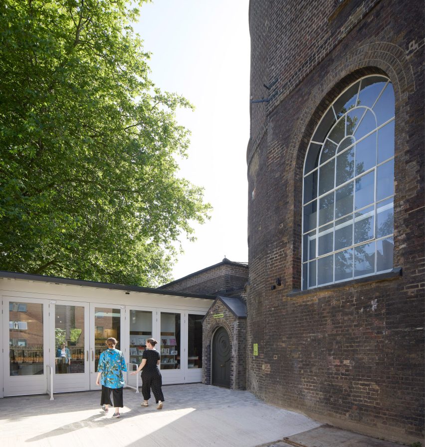 Quentin Centre for Illustration by Tim Ronalds Architects