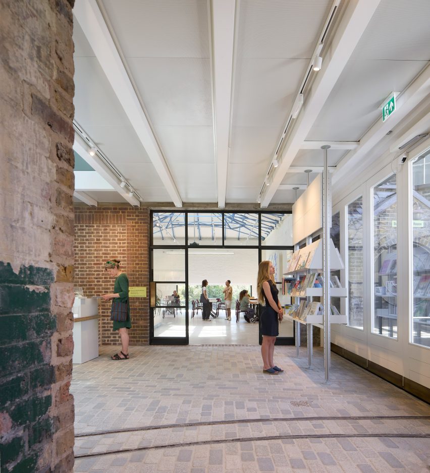 Quentin Centre for Illustration by Tim Ronalds Architects