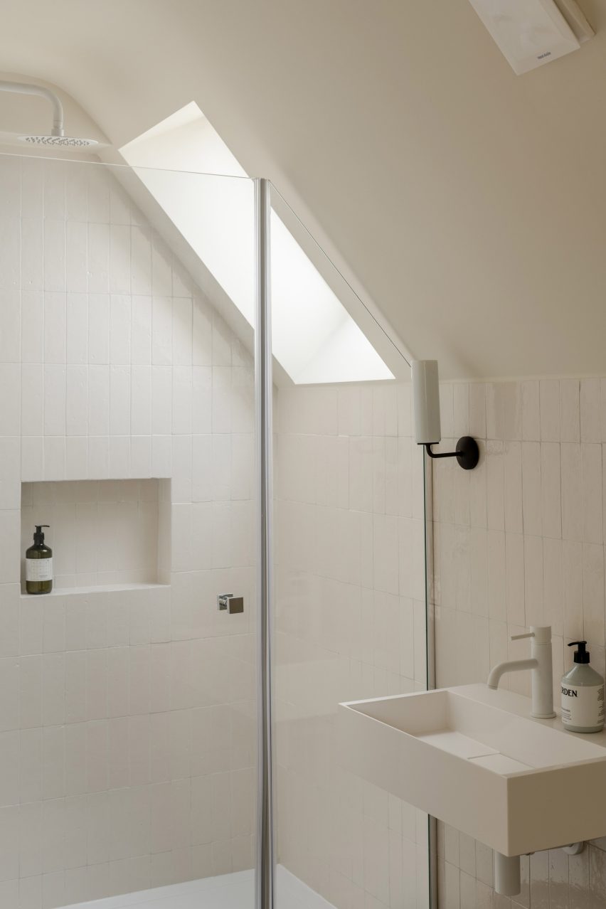 Radnor Road infill house by Wright Office