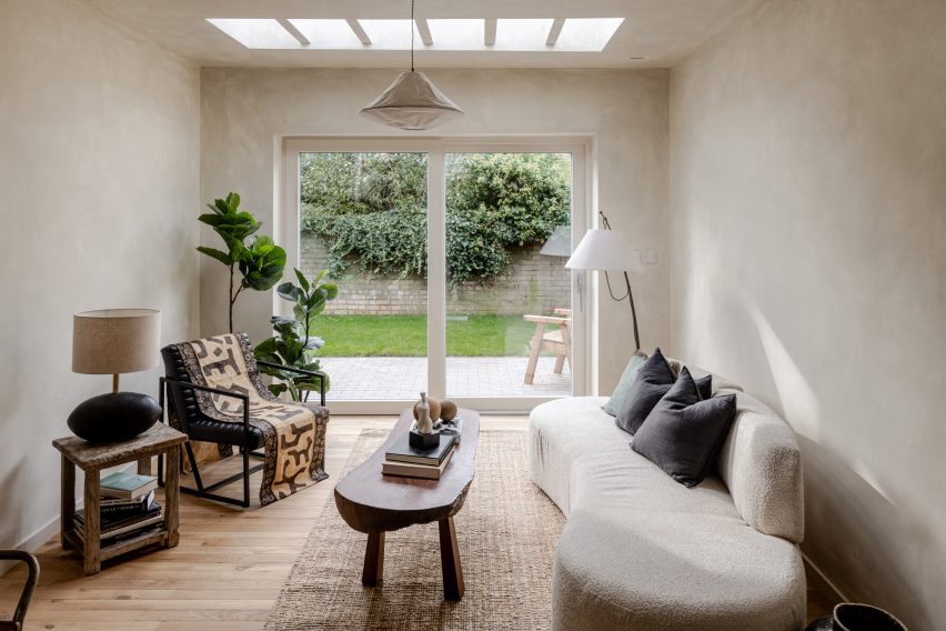 Radnor Road infill house by Wright Office