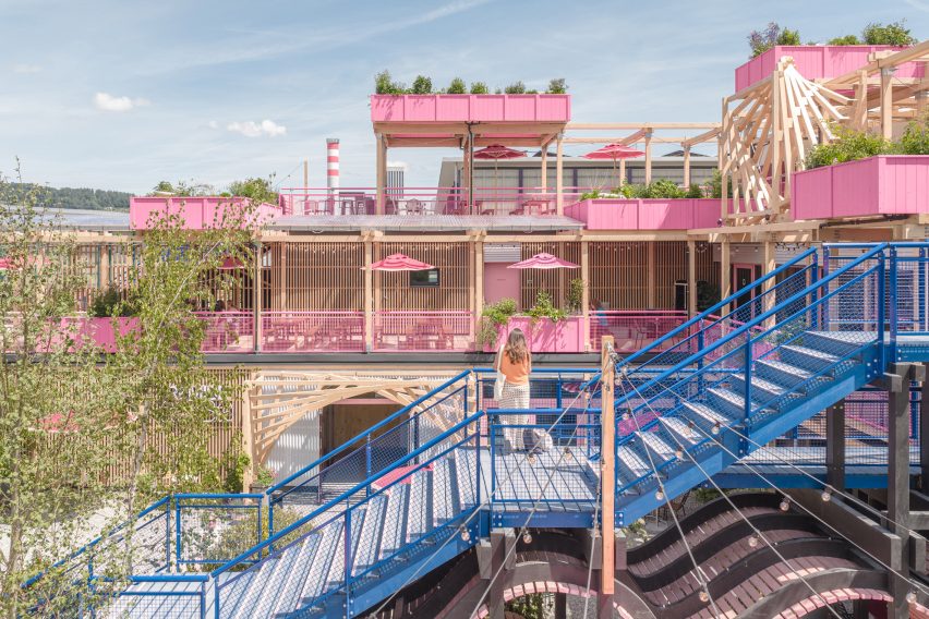Hello Wood Remise Rosa Zurich