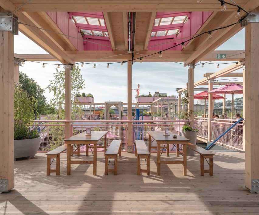Hello Wood Remise Rosa Zurich