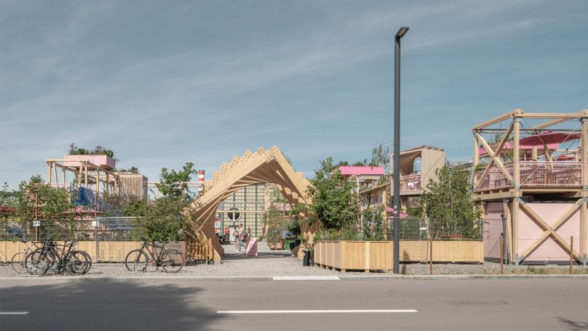 Hello Wood Remise Rosa Zurich
