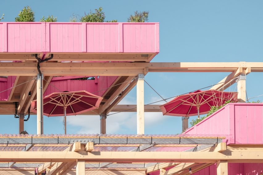 Hello Wood Remise Rosa Zurich