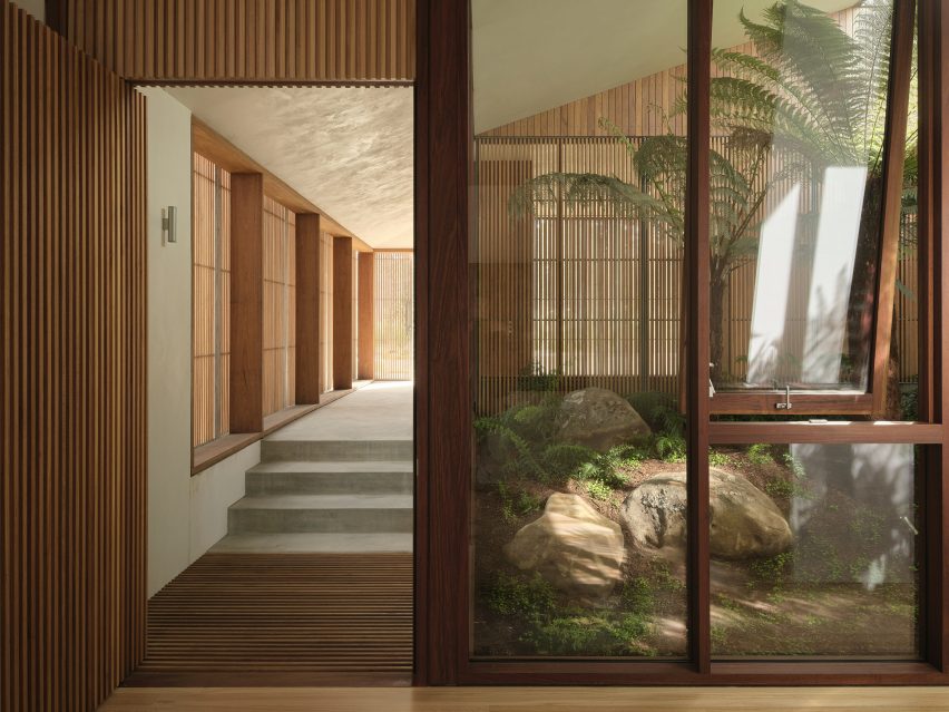 Double Courtyard House by Roberts Gray Architects