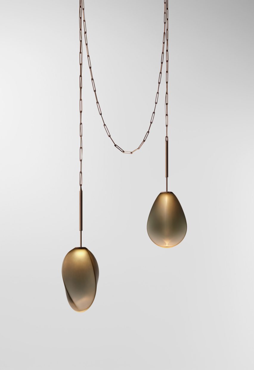 Solace Chain pendant light by Ross Gardam
