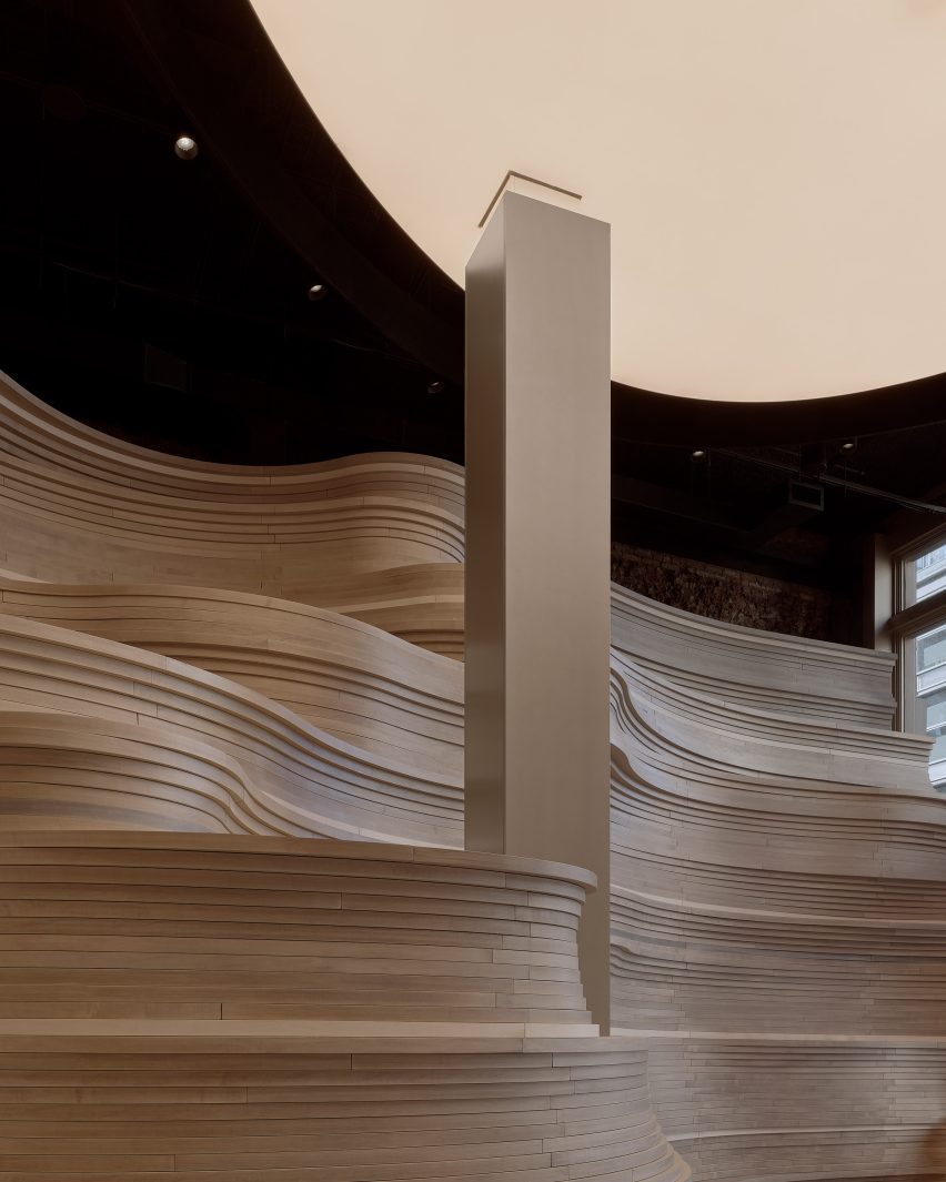 SKIN1004 store by LMTLS Architecture