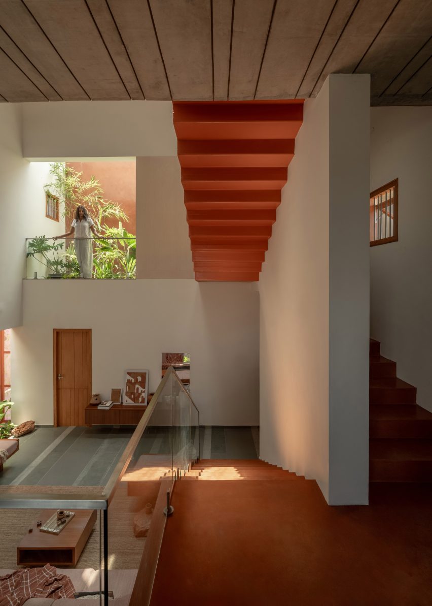 Splitscape Residence by SpaceDNA staircase split levels