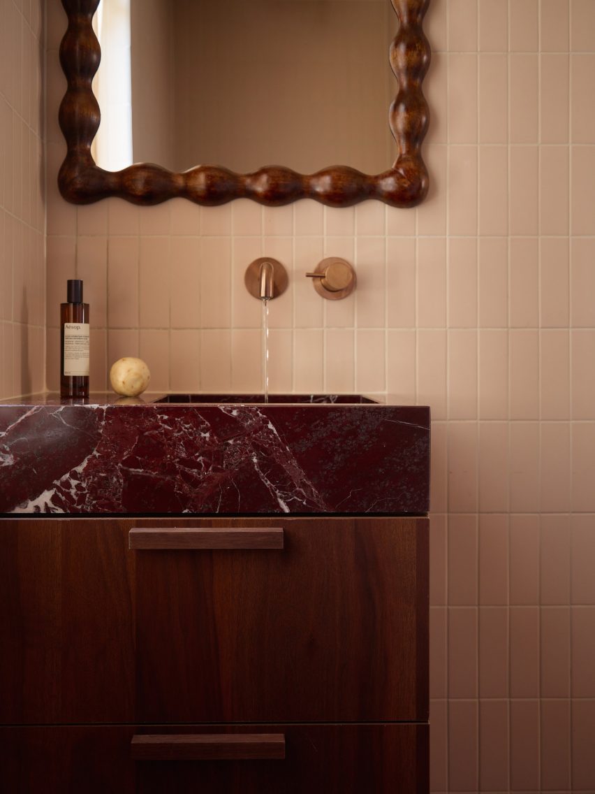 Maisonette in Amsterdam by Studio Elèn Letort