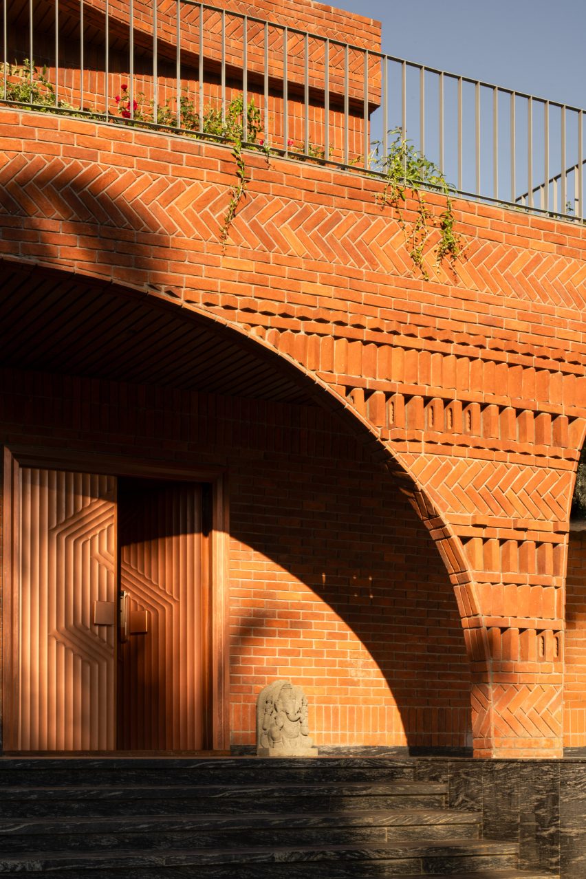 The Anthill by Kaushal Tatiya Architects