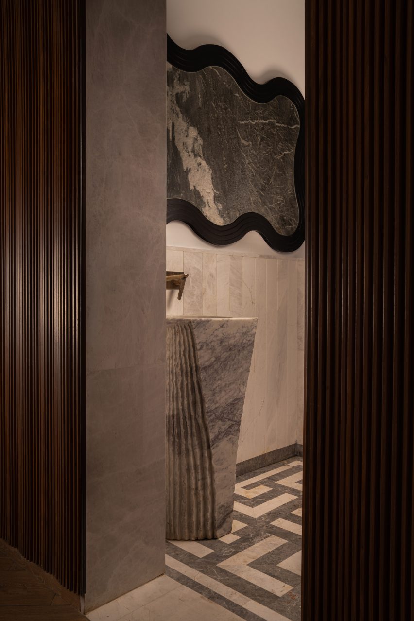 The Anthill by Kaushal Tatiya Architects