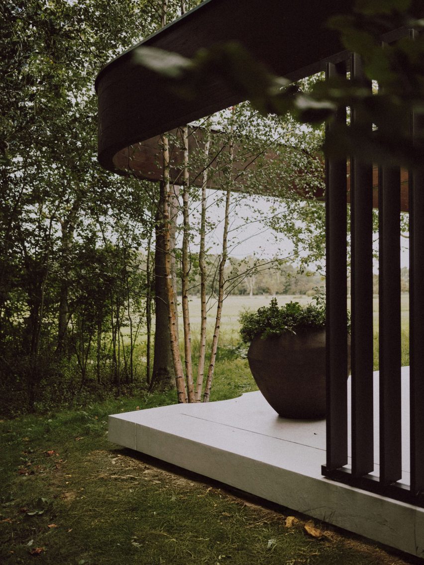 Forest Villa MB by Tom Kneepkens