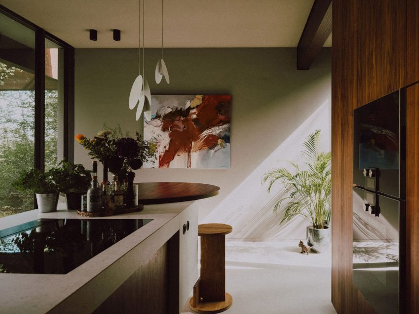 Forest Villa MB by Tom Kneepkens