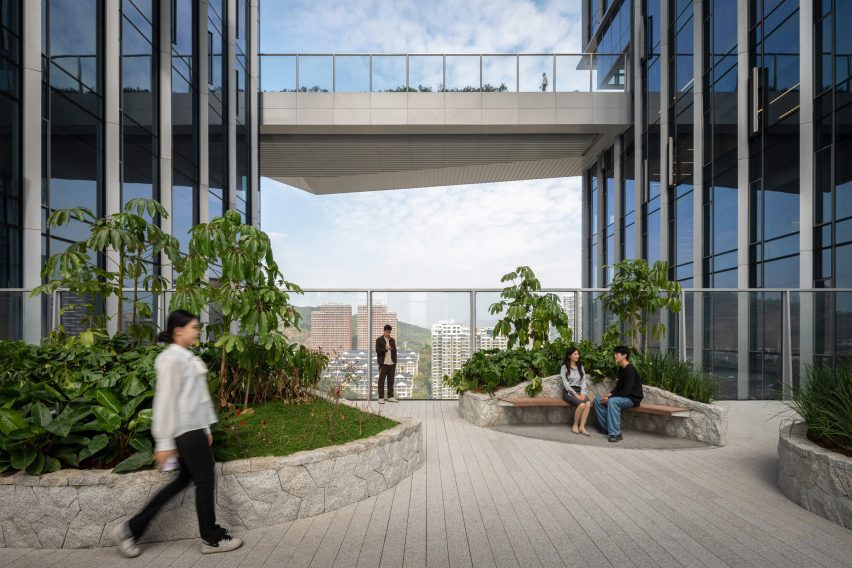 TP-Link LXD tech campus in Shenzhen by KPF