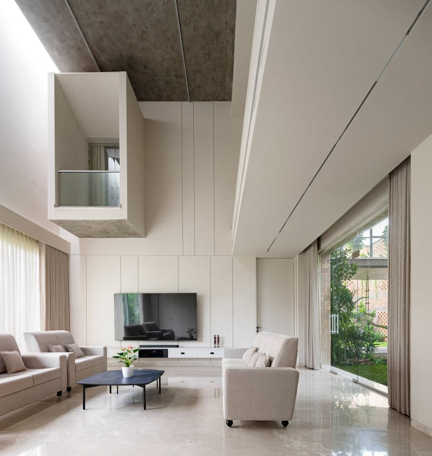 Twilight House by Spacefiction Studio