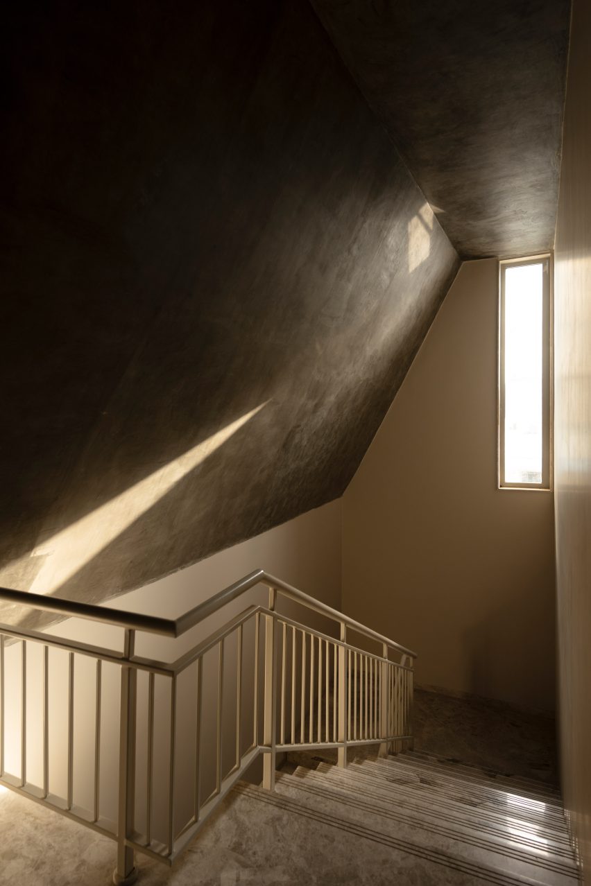 Twilight House by Spacefiction Studio