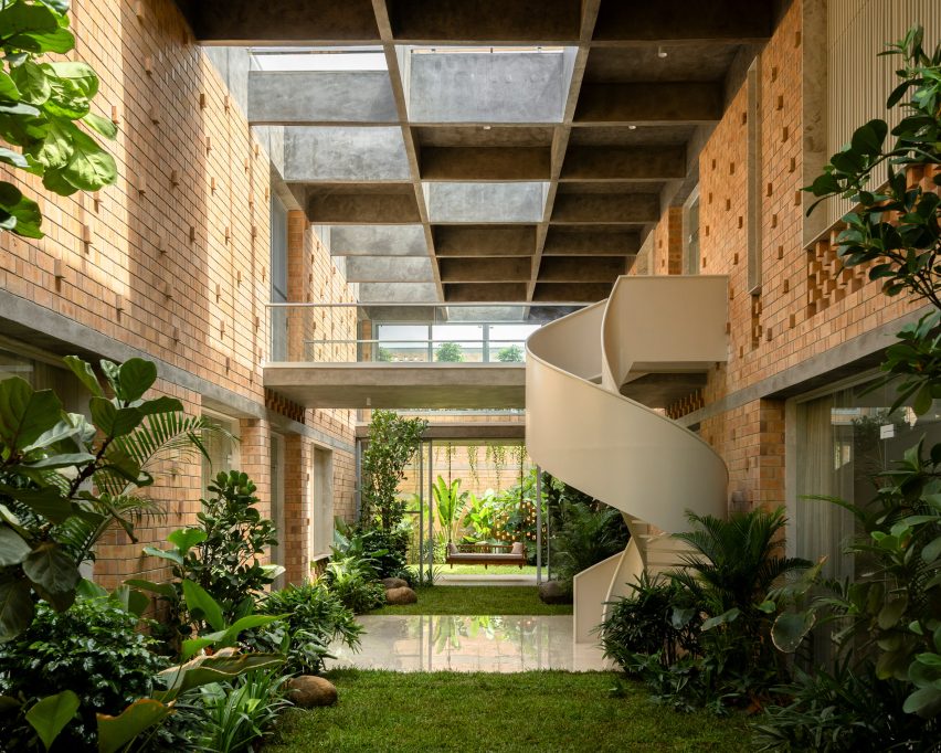 Twilight House by Spacefiction Studio