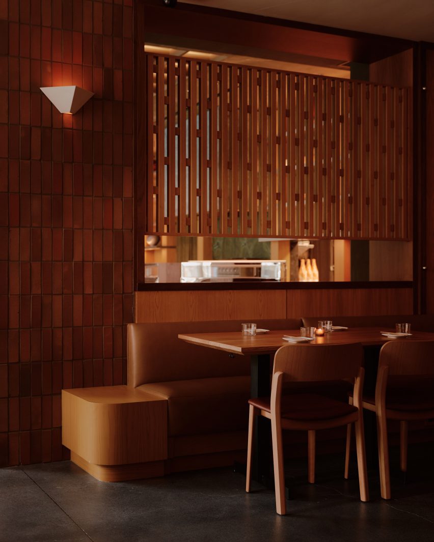 Uchi DC by Islyn Studio