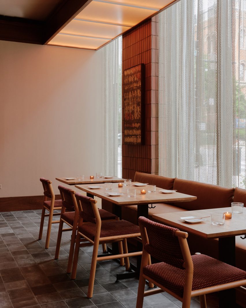 Uchi DC by Islyn Studio