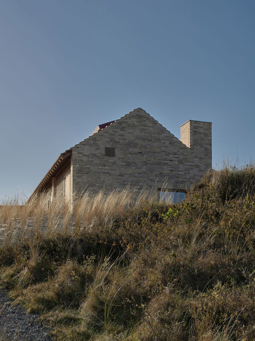 House on a Dune by Unknown Architects