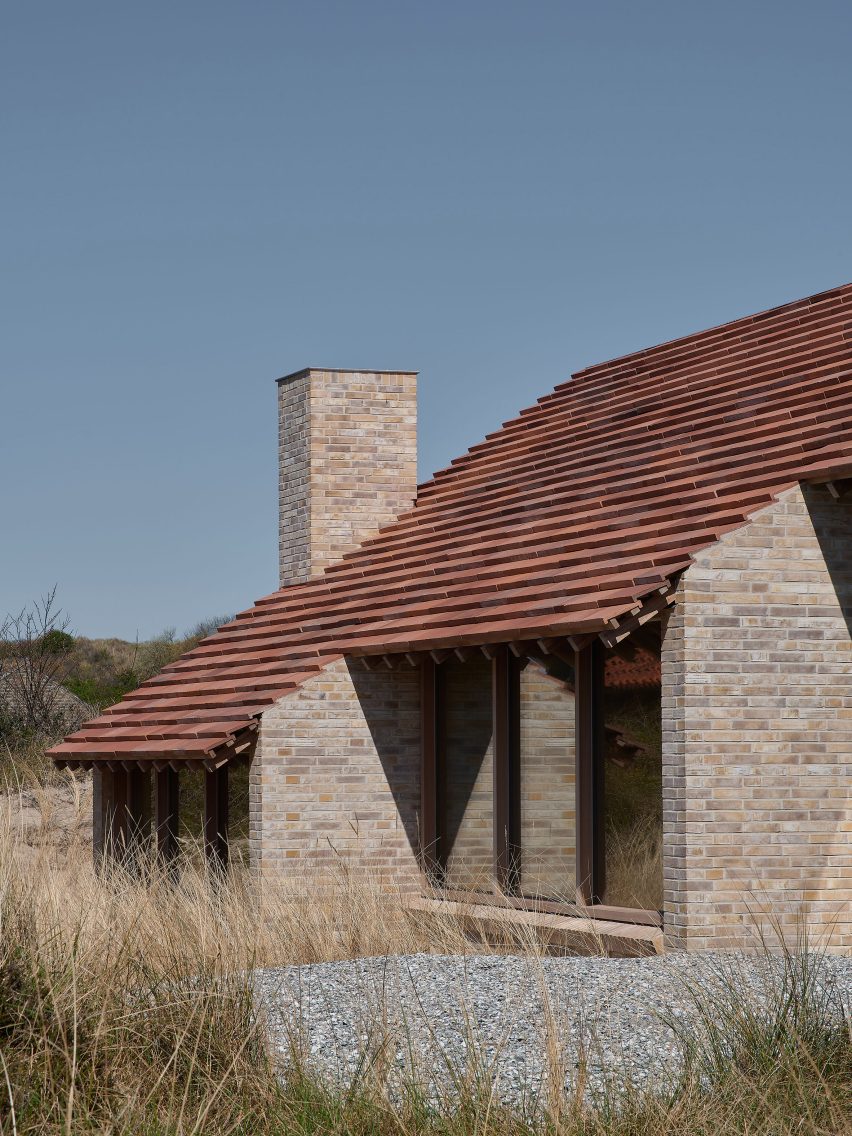 House on a Dune by Unknown Architects