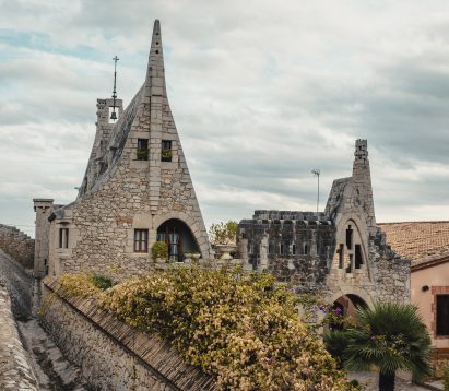 Unknown, gothic Gaudi – Bodegas Güell in Sitges