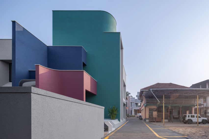 Curved lines and bright colours define this home in Mumbai