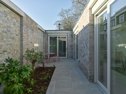 Garden walls conceal compact London house by Inglis Badrashi Loddo, comments update