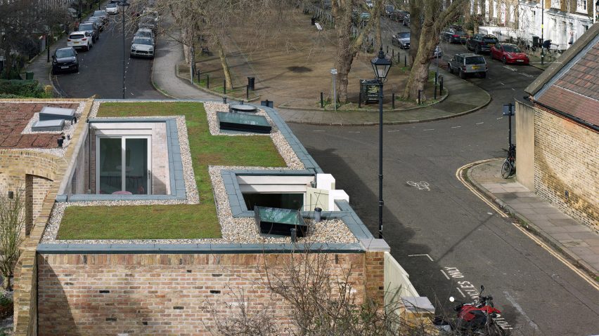 Walled Courtyard IBLA Kennington