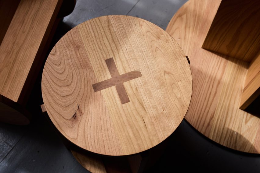 Stump stools