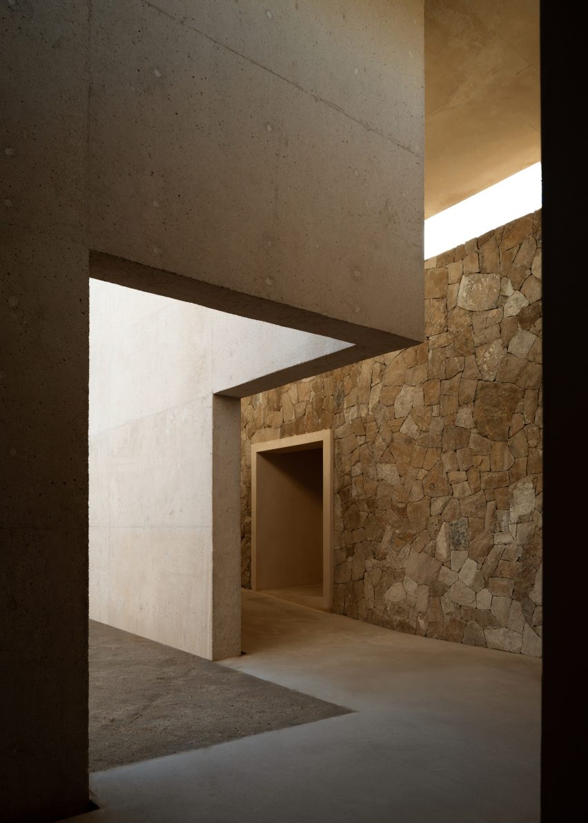 Arte Abierto Baja by Sordo Madaleno Arquitectos