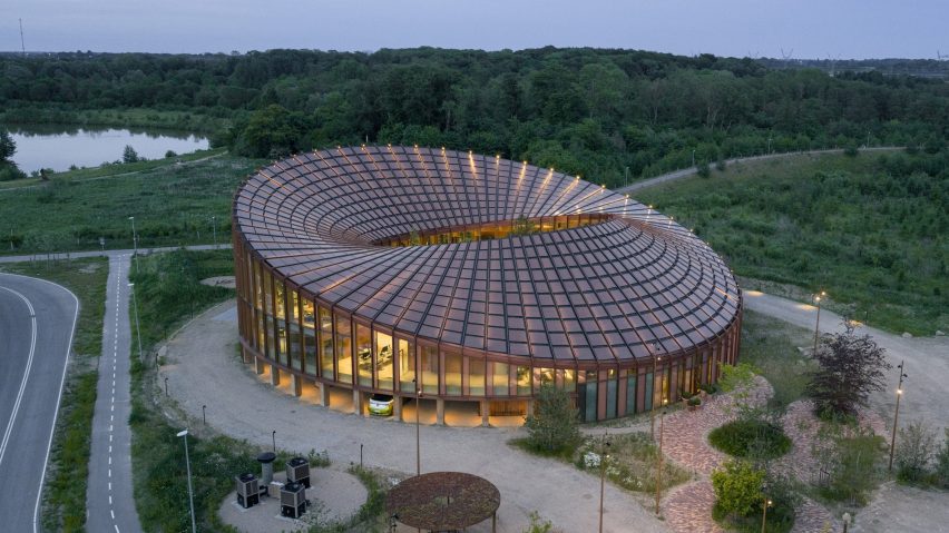 Dymak HQ by BIG