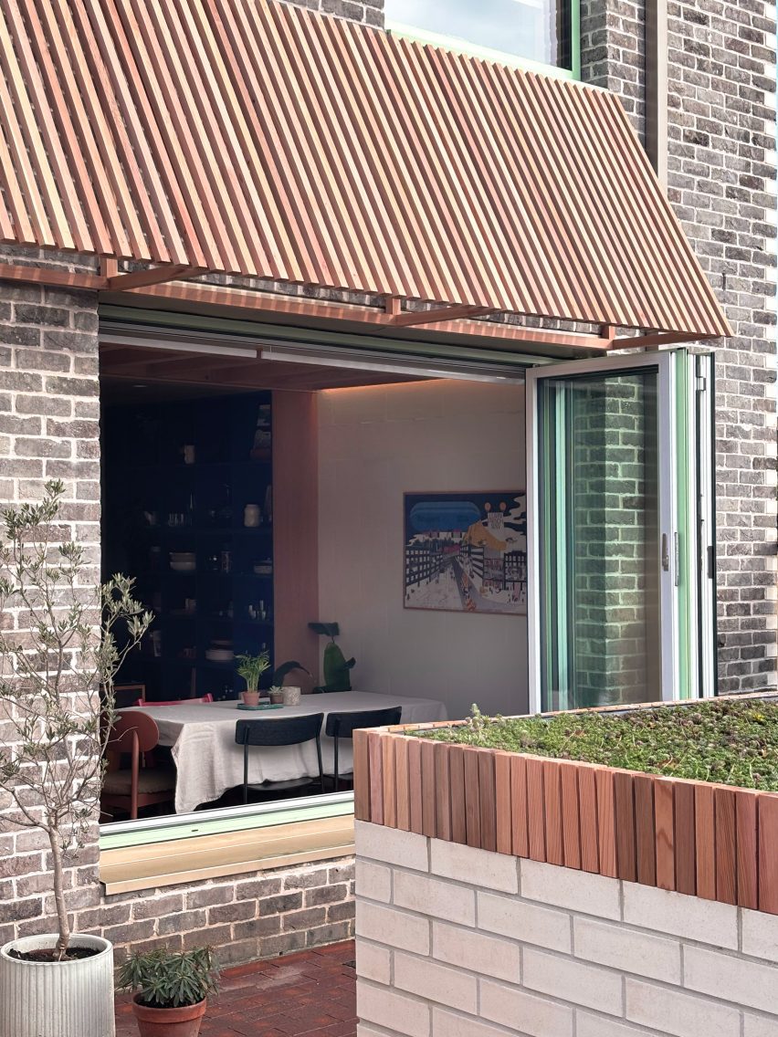 Castlands Road by Bricolage