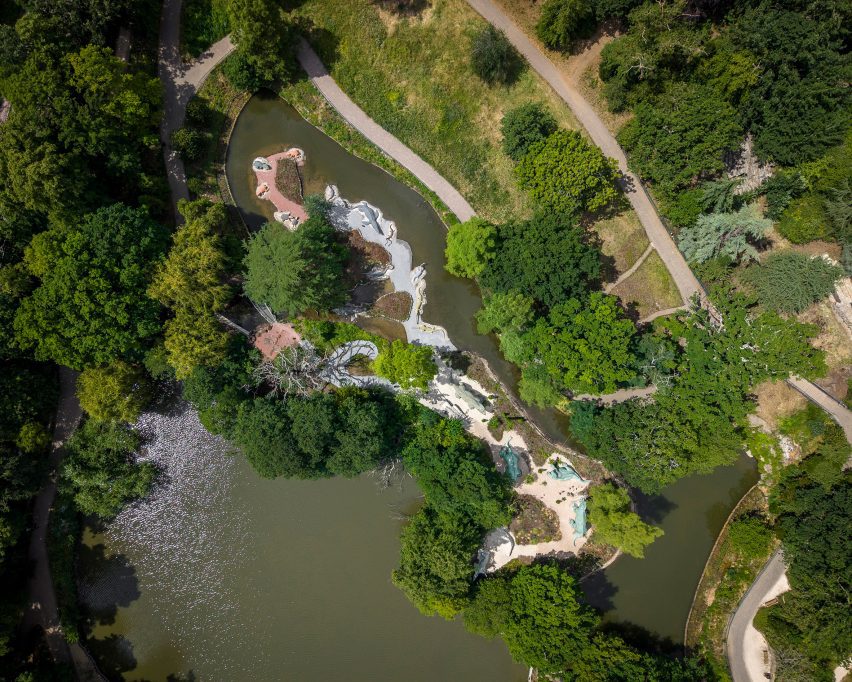 Crystal Palace dinosaur island