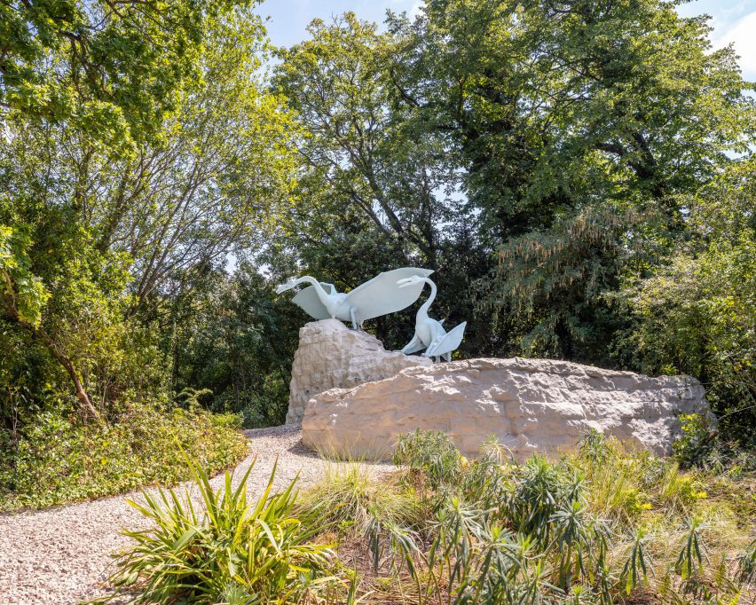 Crystal Palace dinosaur island