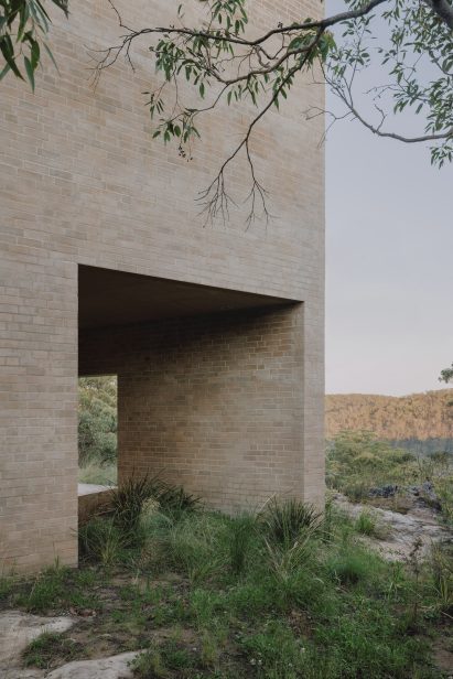 EA House by Bokey Grant in Australia fire-resistant stone walls