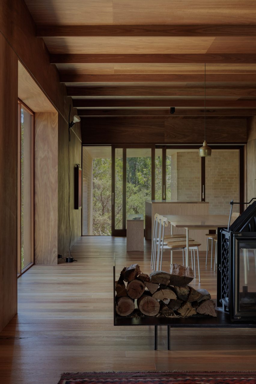 EA House by Bokey Grant open plan living area