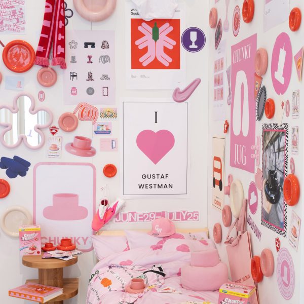 Pink pop-up shop by Gustaf Westman