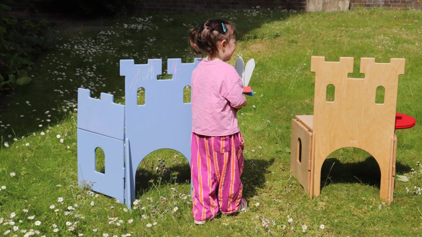 Girl next to two Casul chairs by James Murphy