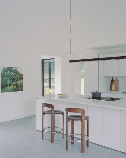 House in a Clearing by TaylorHare Architects