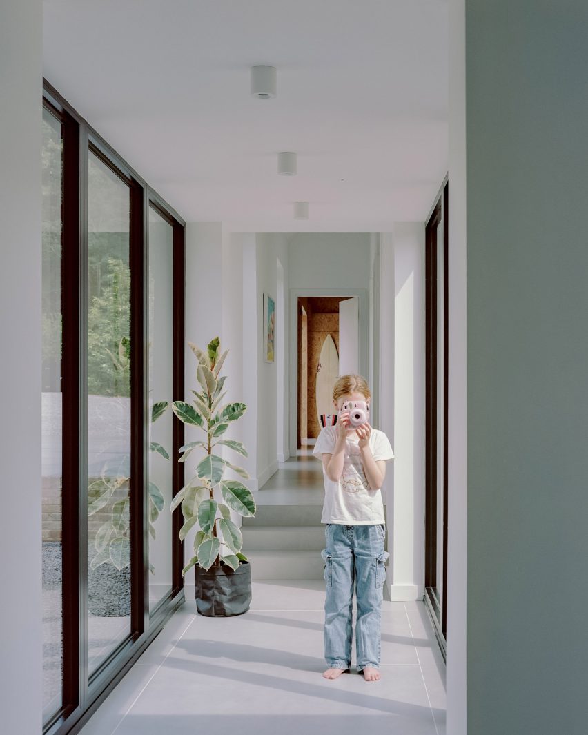 House in a Clearing by TaylorHare Architects