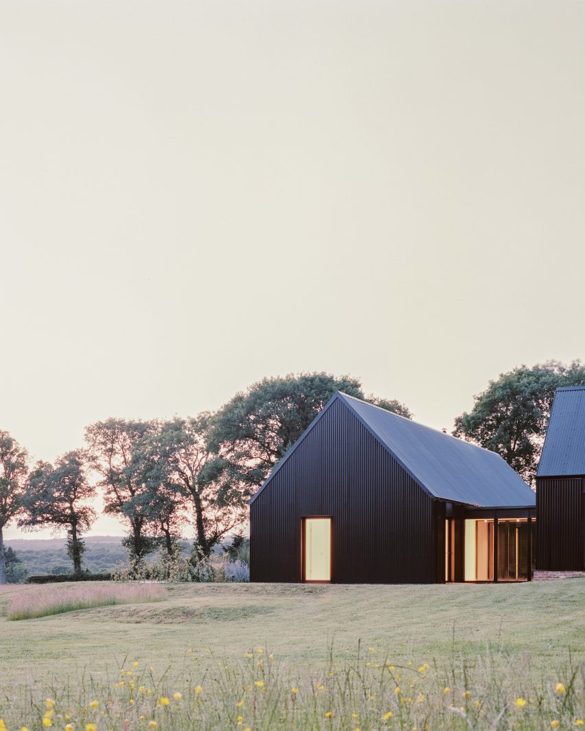 House in a Clearing by TaylorHare Architects