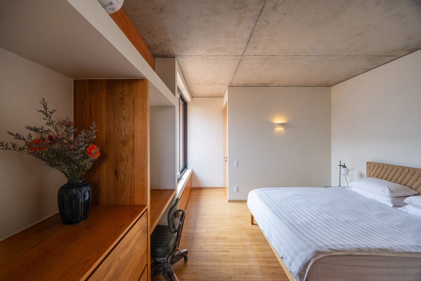 Multi-generational home in Vietnam by Inrestudio
