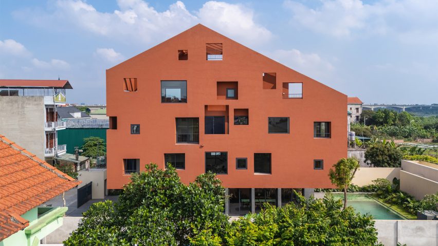 Multi-generational home in Vietnam by Inrestudio